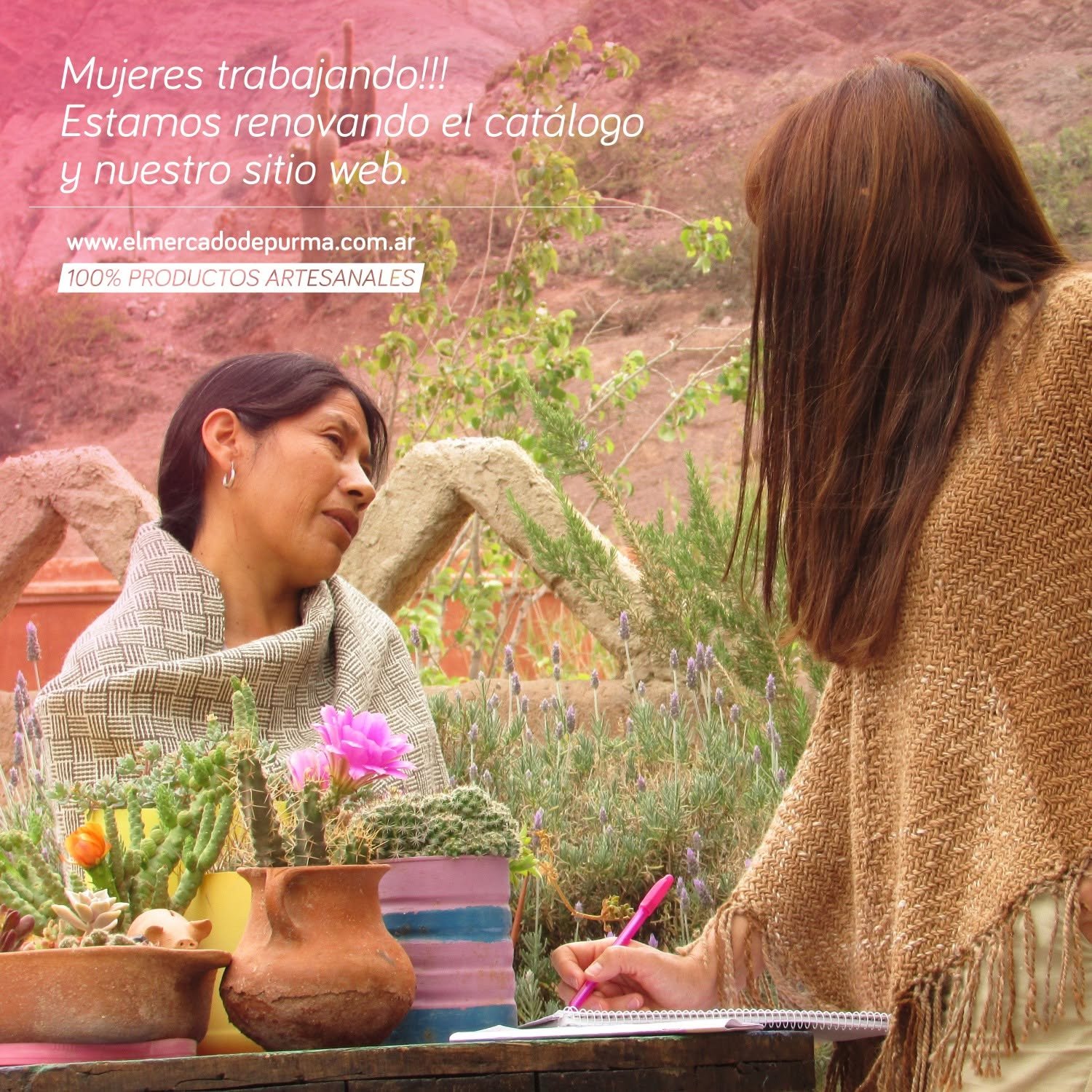 Mujeres artesanas trabajando en El Mercado de Purmamarca, Jujuy